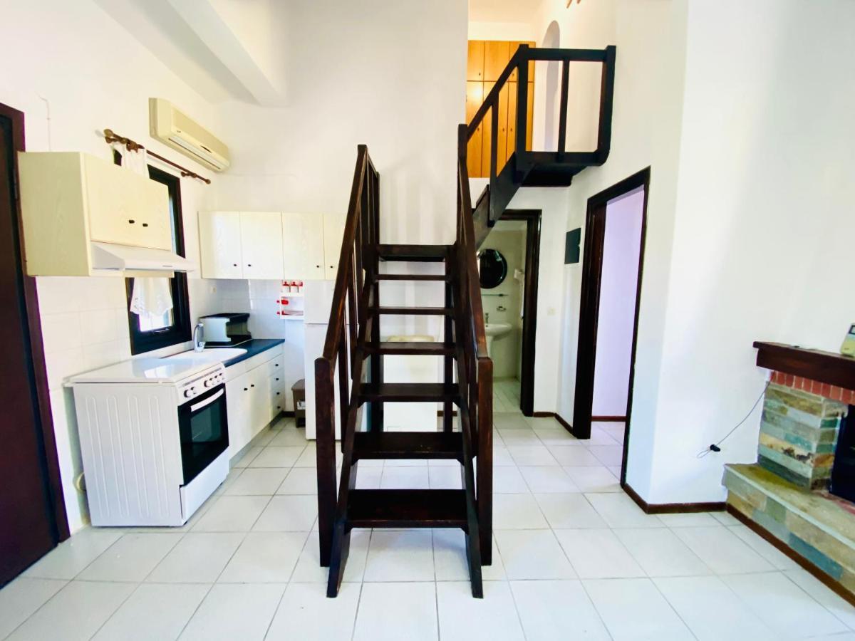Meltemi Rock House Villa Kalandra ภายนอก รูปภาพ