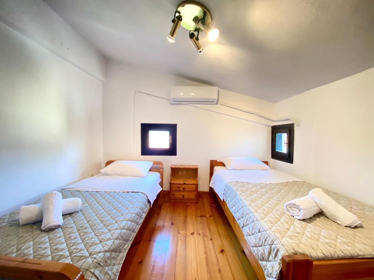 Meltemi Rock House Villa Kalandra ภายนอก รูปภาพ